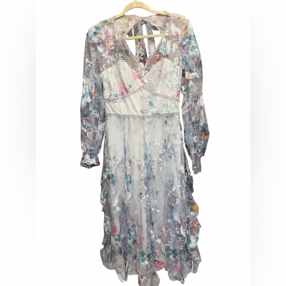 Pre-love Marchesa V-Neck Embroidered Tulle Cocktail Long Sleeve Dress